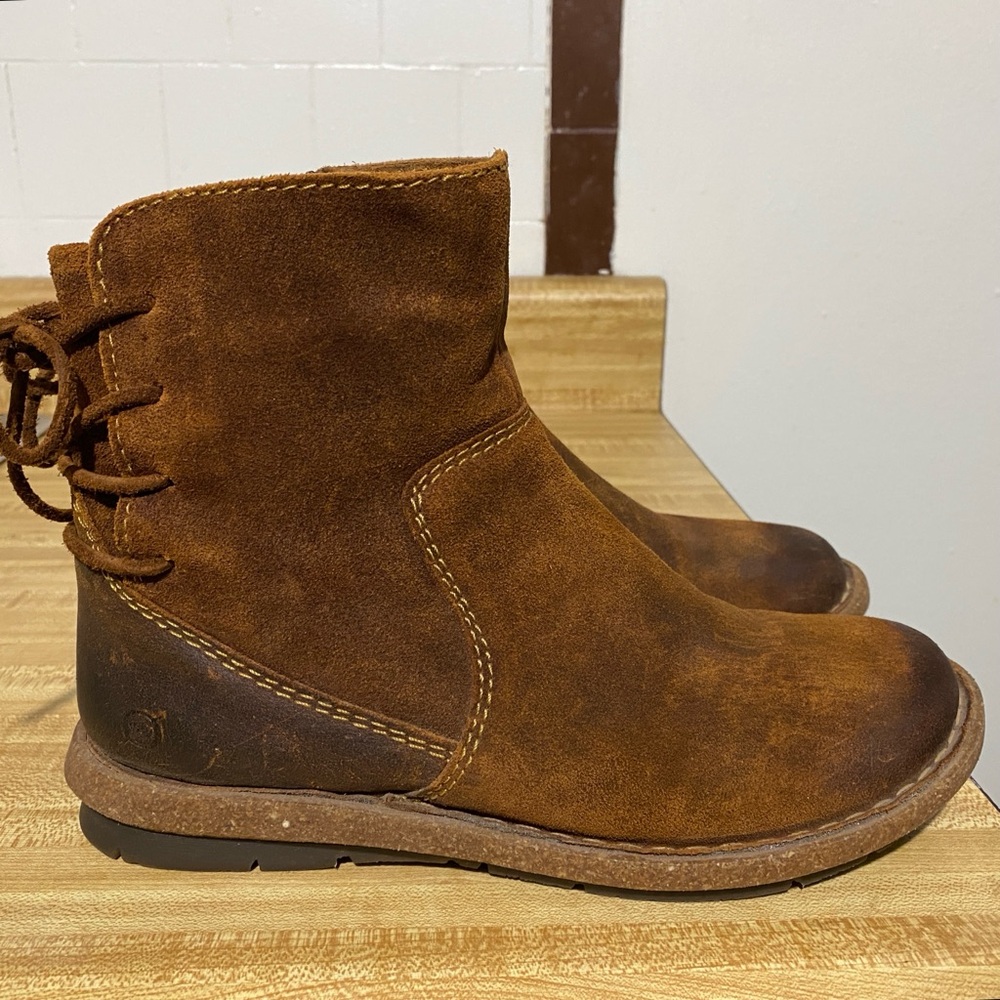 Born Brown Leather Ankle Boots Size 7.5